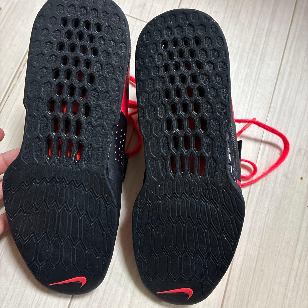 Nikeロマレオス3