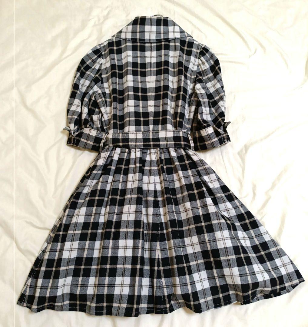 美品BURBERRY BLUE LABEL 刺繍ロゴワンピース　Aライン