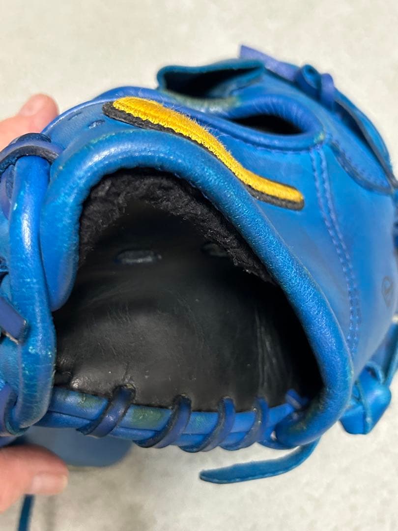 Nike ナイキ軟式野球グローブ 青　岩隈モデル　おまけ付き