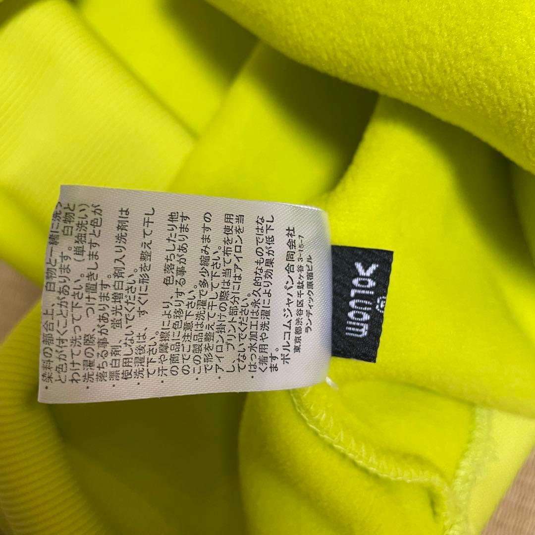 ボルコム　　スノーボードパーカー　撥水裏起毛　ジップアップファスナー