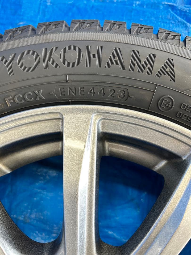 165/65R14スタッドレス4本セット　タンク、ルーミー等に！2023年製造