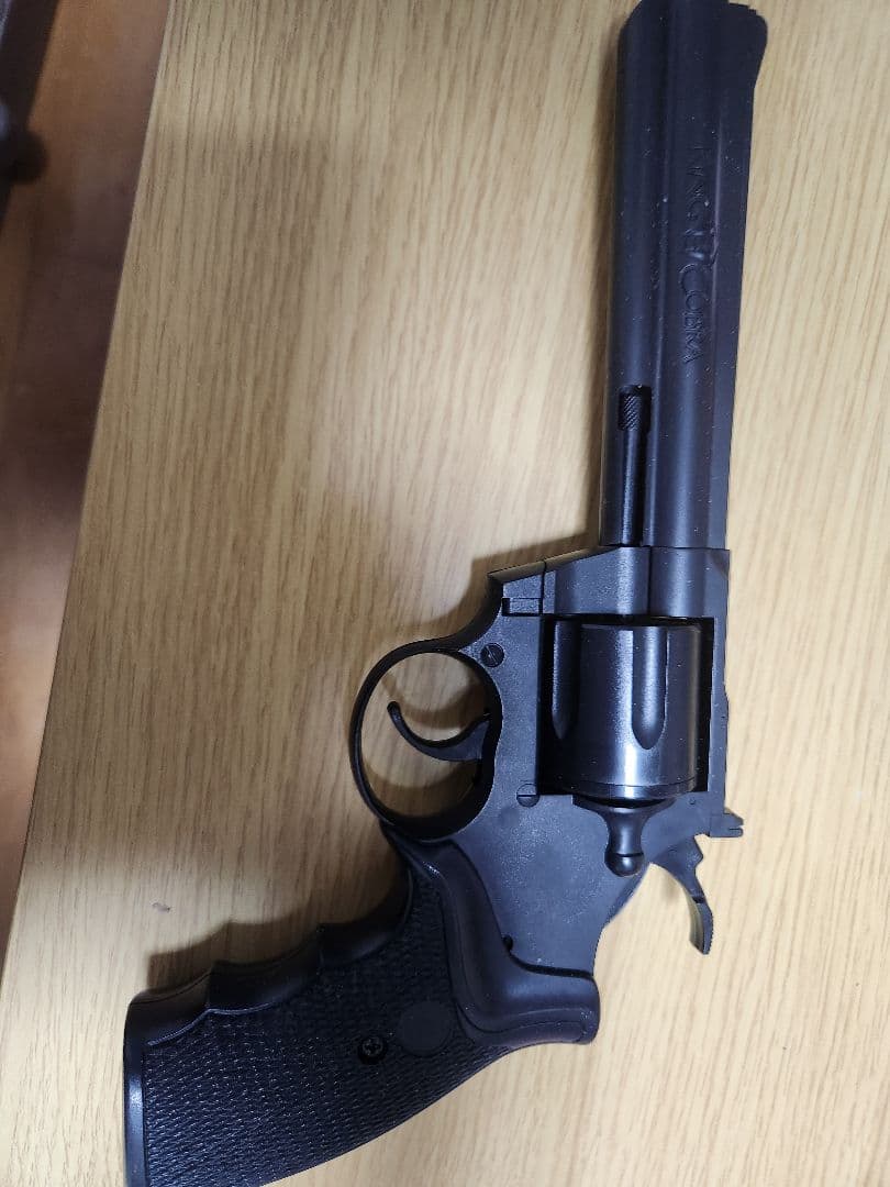 ブラックリボルバー(マグナム)