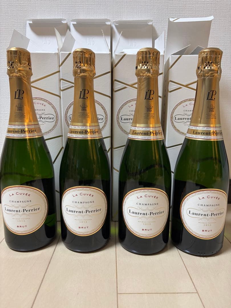 未開封　Laurent-Perrier La Cuvée シャンパン 4本セット