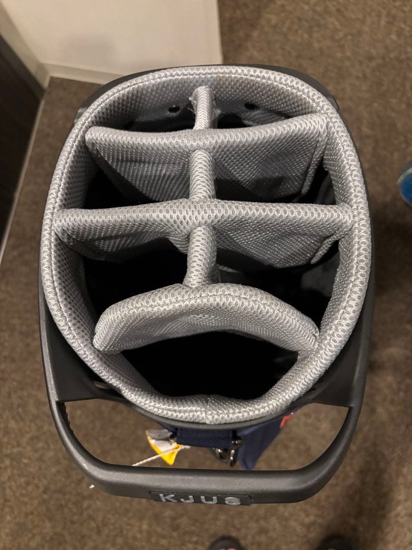 KJUS ネイビー キャディバッグ