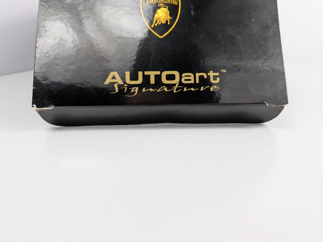 1/18 ミニカー オートアート ランボルギーニ　アヴェンタドールLP720-4