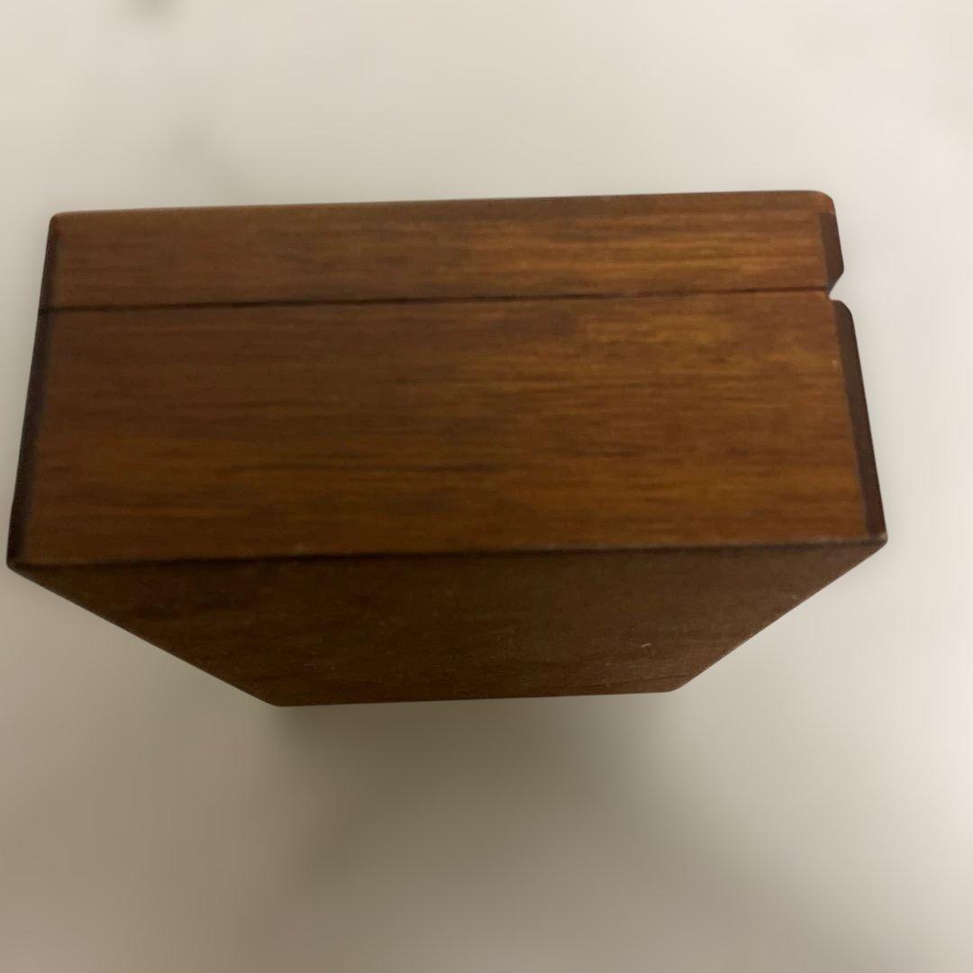 未使用　マリリンモンロー没後30年記念トランプ木製トランプケース 米国国章