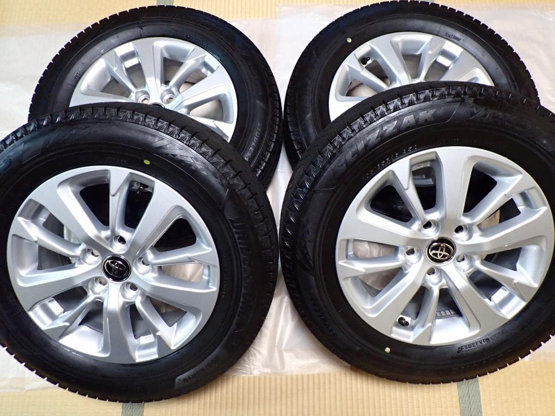 ヤリスクロス 純正 16インチ スタッドレスタイヤ 4本・60系プリウス使用可