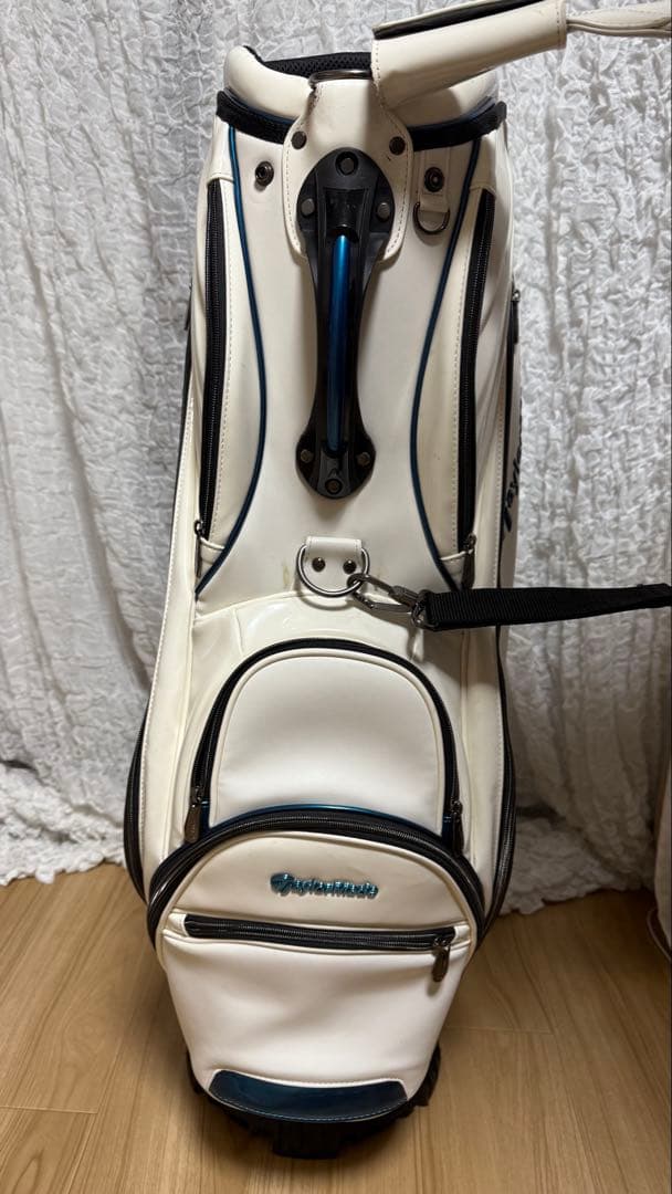 テーラーメイド プレミアムクラシックキャディバッグ