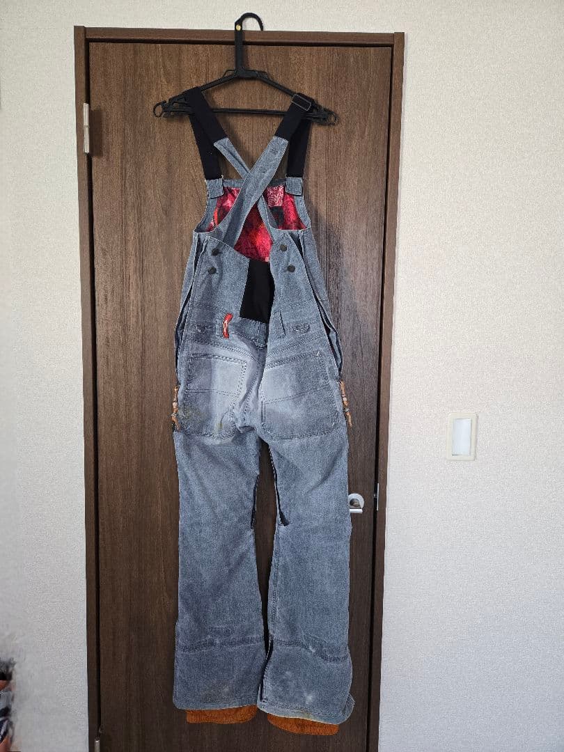 BURTON　ビブパンツ　スノーボードウェア　デニム風