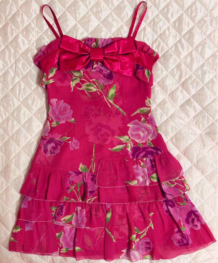 ジーザスディアマンテ　プレミアムローズ柄　膝丈ワンピース　ピンク