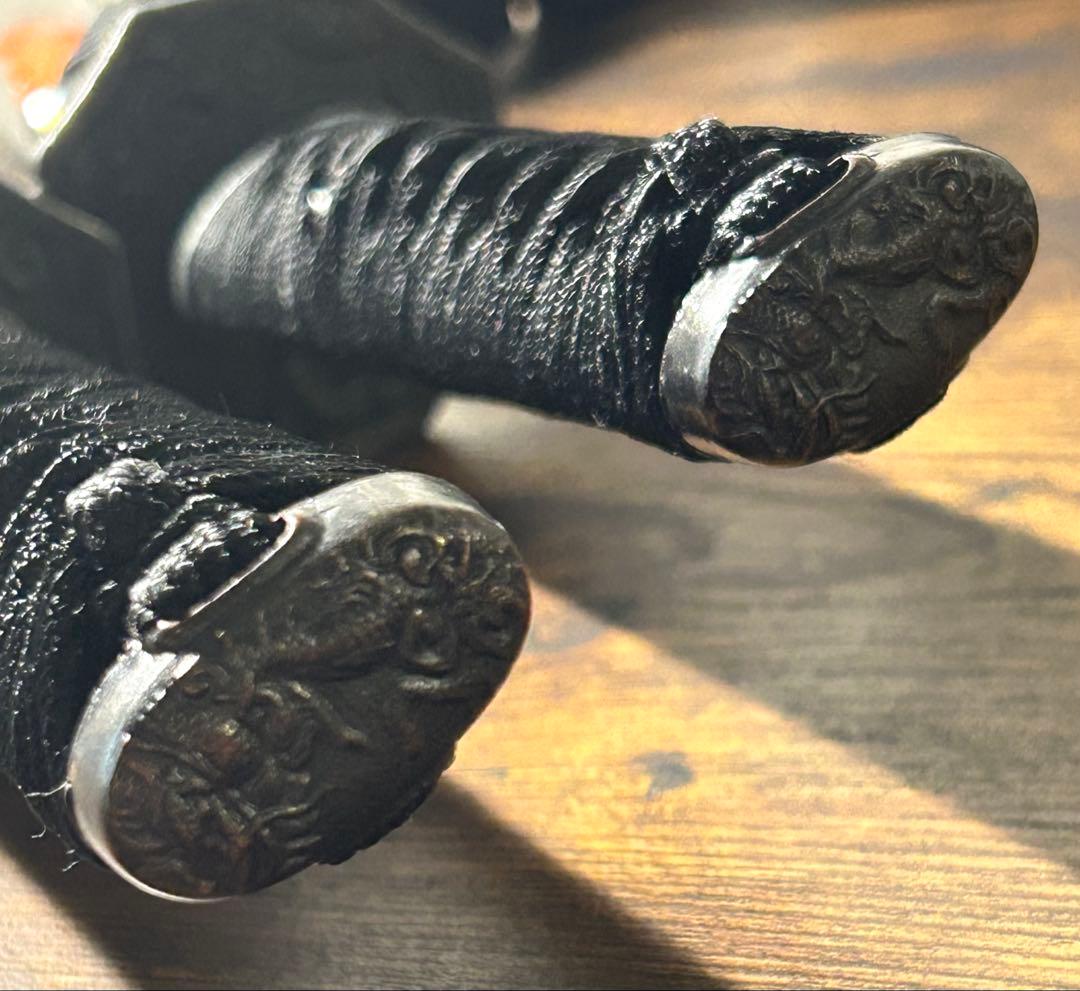 日本製　模造刀 2本セット 刀掛台付き 龍柄 黒色 観賞用　小道具　コスプレ