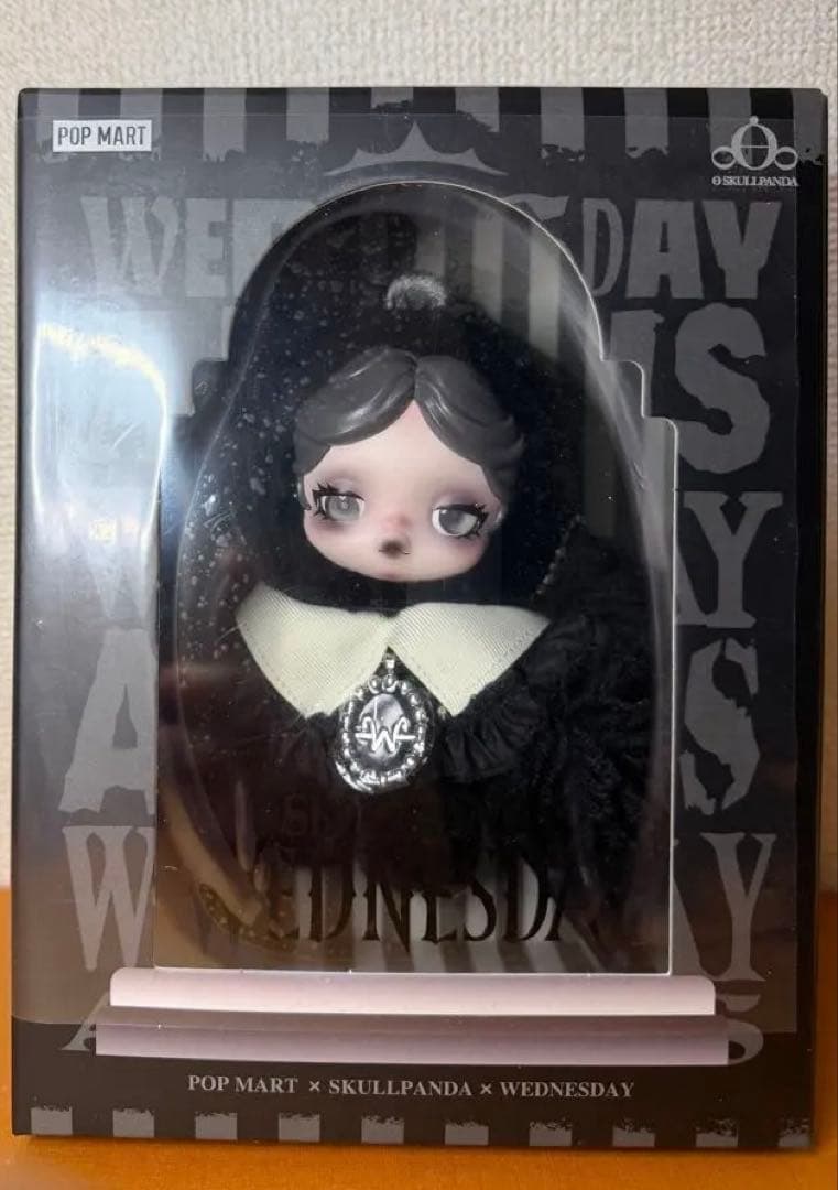 ℛ*】様 POPMART SKULLPANDA Wednesday NY限定 ス