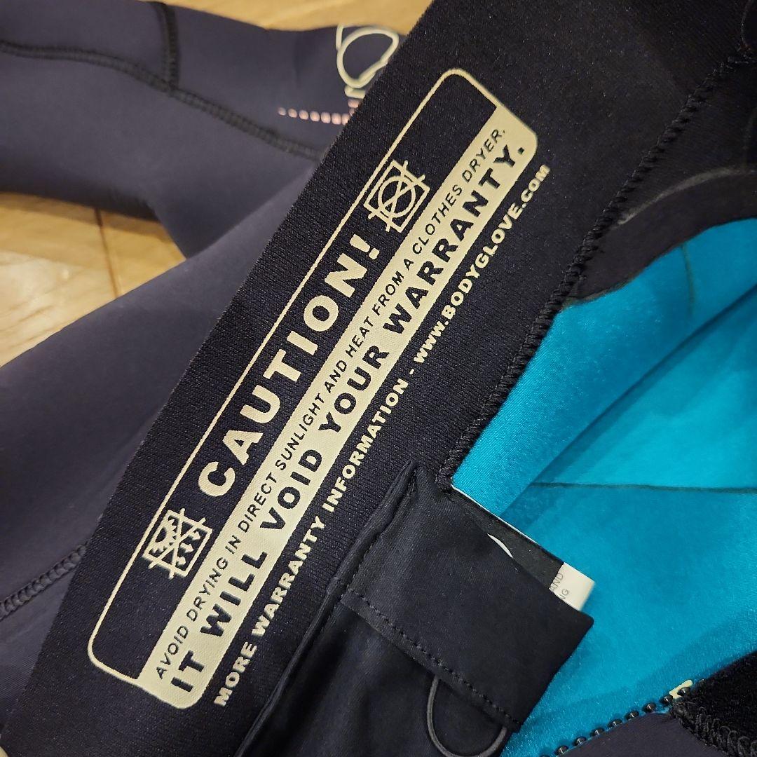 新品✨ボディグローブ　レディースM　フルスーツ 3/3mm ウェットスーツ