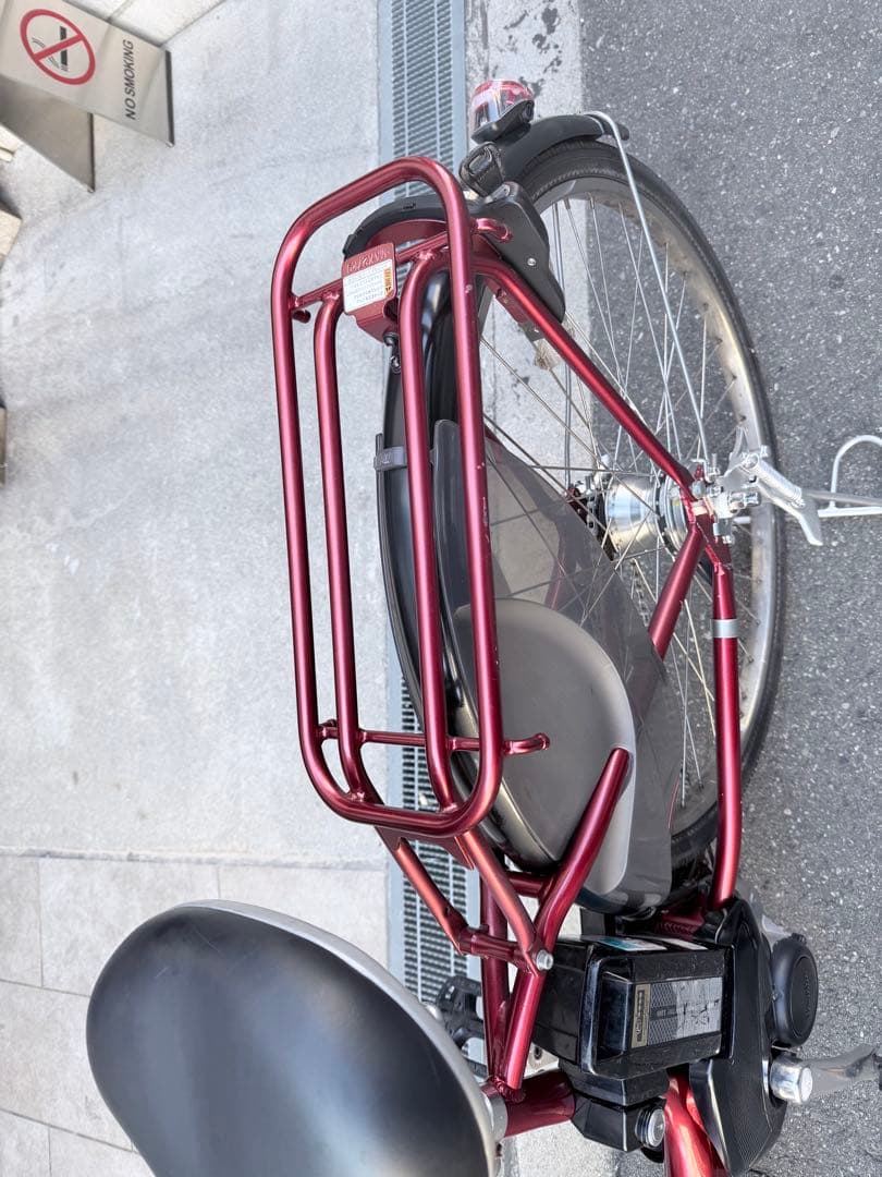 大阪府　ヤマハ　 電動アシスト自転車 赤 前カゴ付き