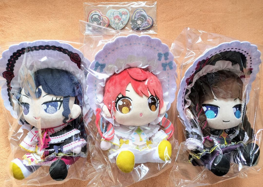 ガァルマゲドン おすわりぬいぐるみ ハート缶バッジ 3種コンプセット プリパラ