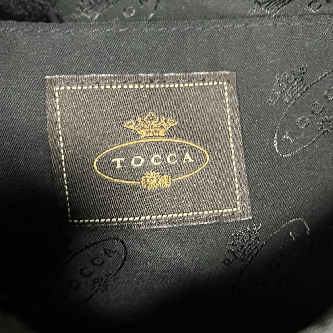 【美品】トッカ RIBBON KNOT ボディバッグ ナイロン 黒