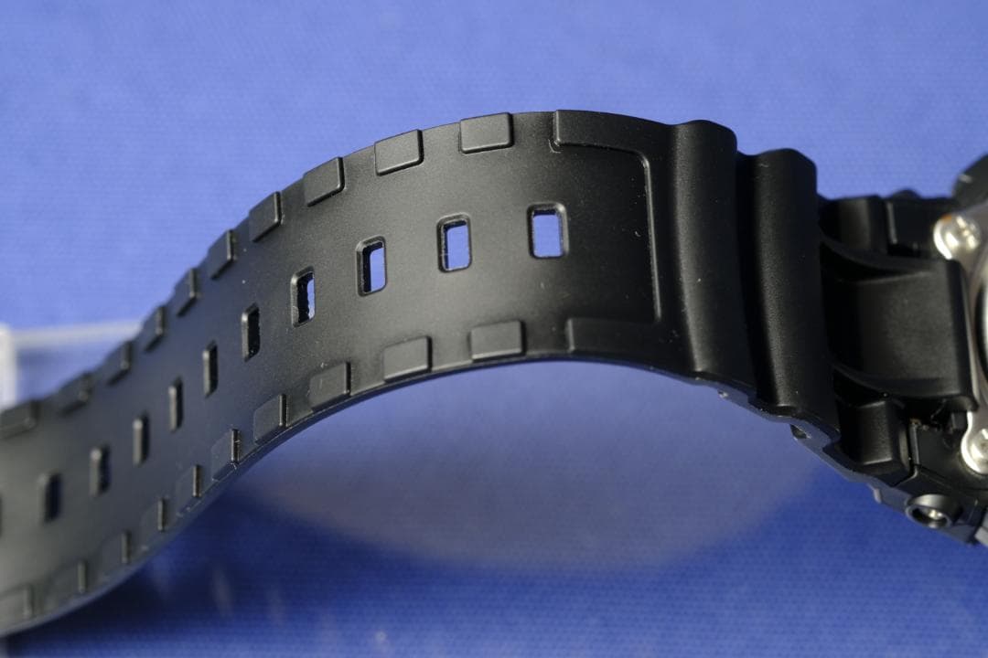 【良品】CASIO G-SHOCK AWG-M100SB ネイビー(263)