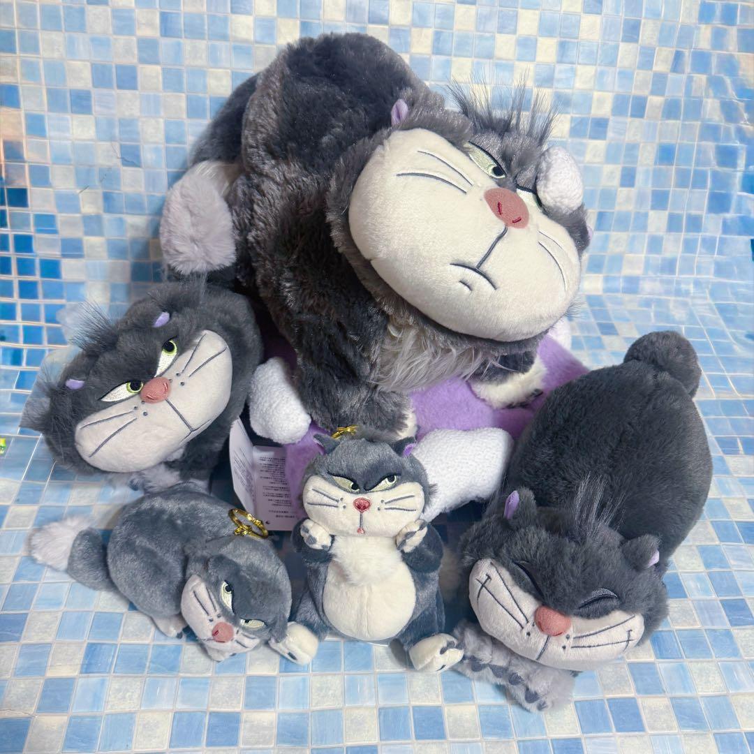 ディズニーストア　ルシファー ぬいぐるみ　ぬいぐるみキーチェーン　5点セット