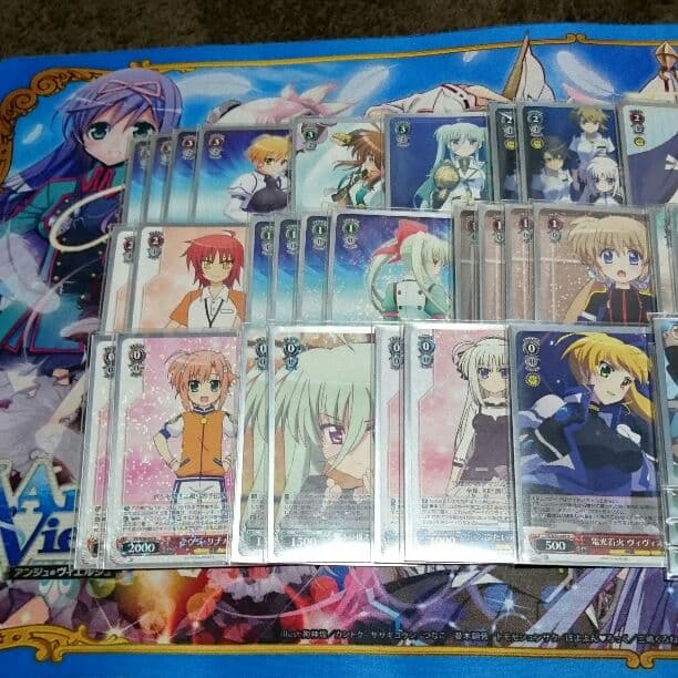 ヴァイスシュヴァルツ　vividstrikeデッキ