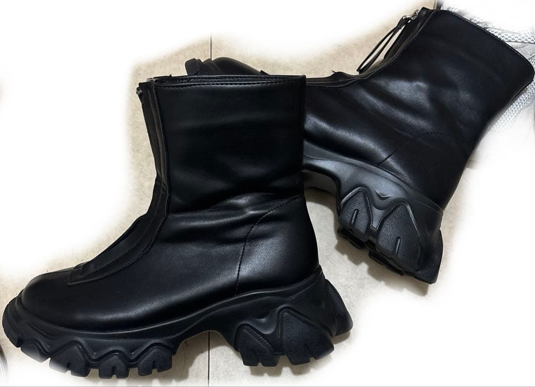 Knuthmarf unique sole boots ショートブーツ　黒 24