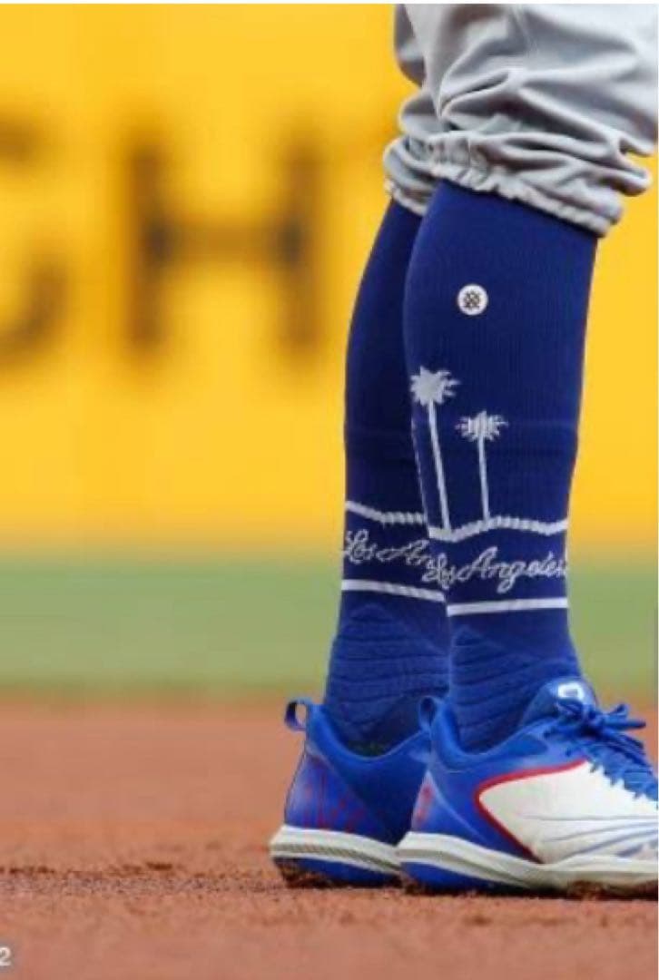 ドジャース　日本未発売　膝迄野球用Stanceソックス　ムーキー　ベッツ
