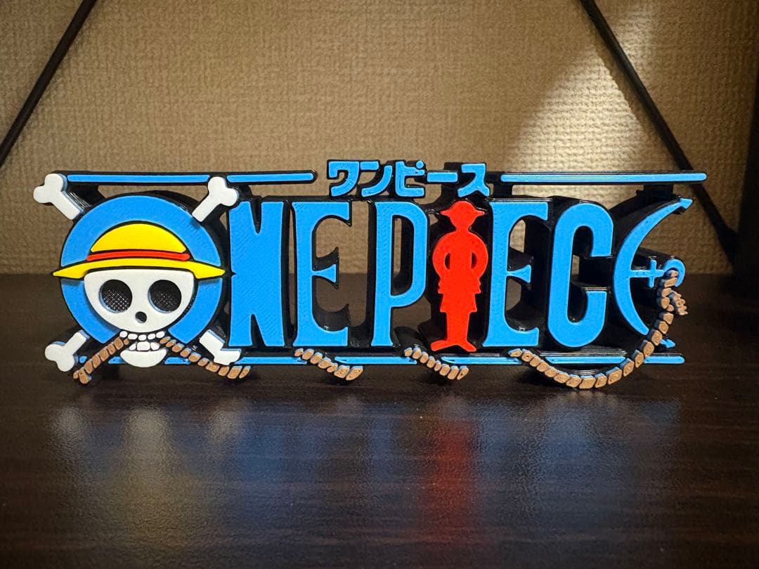 ワンピース　立体ロゴフィギュア