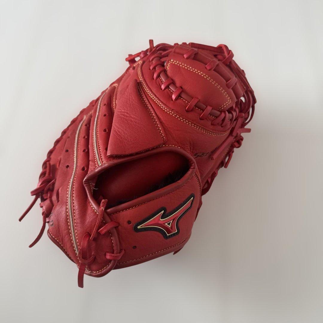 Mizuno 軟式捕手用右投げ用グローブ レッド大人用