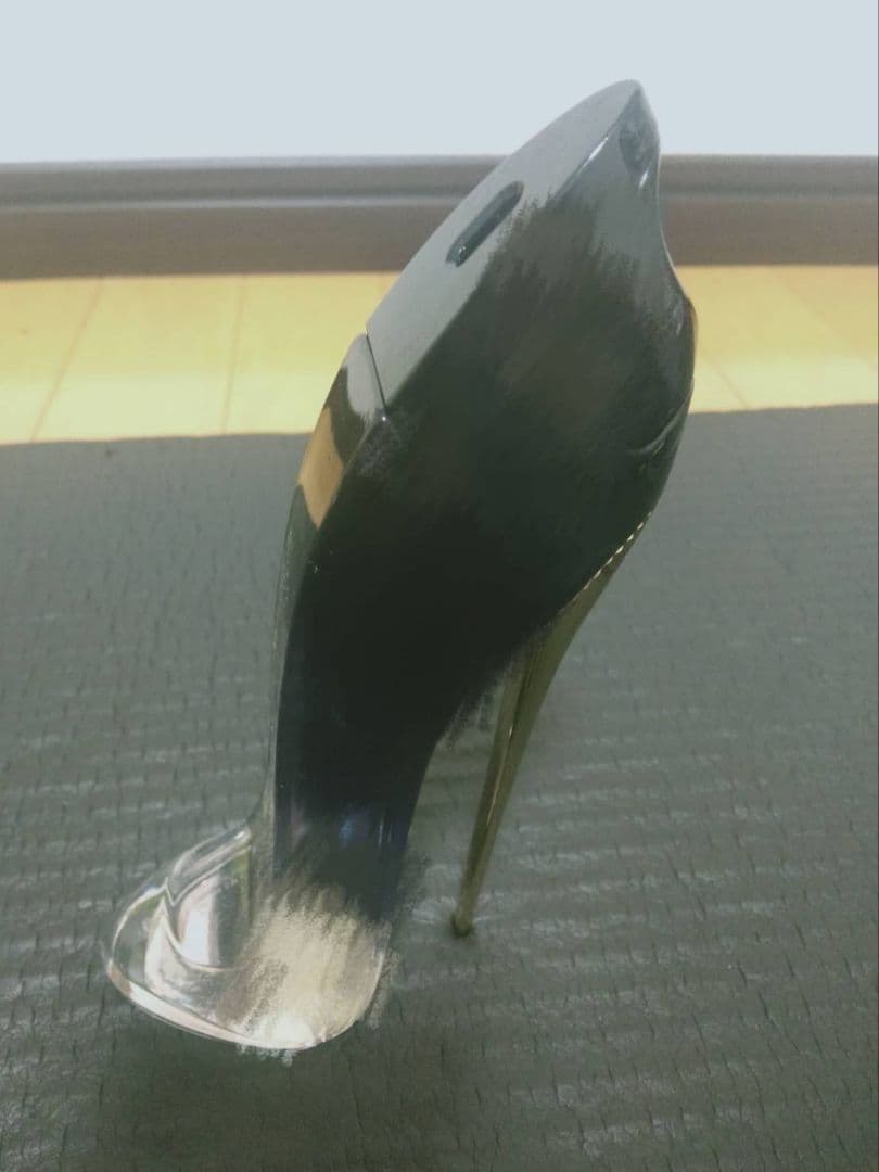 カロライナヘレラ　グッドガール　50ml　香水