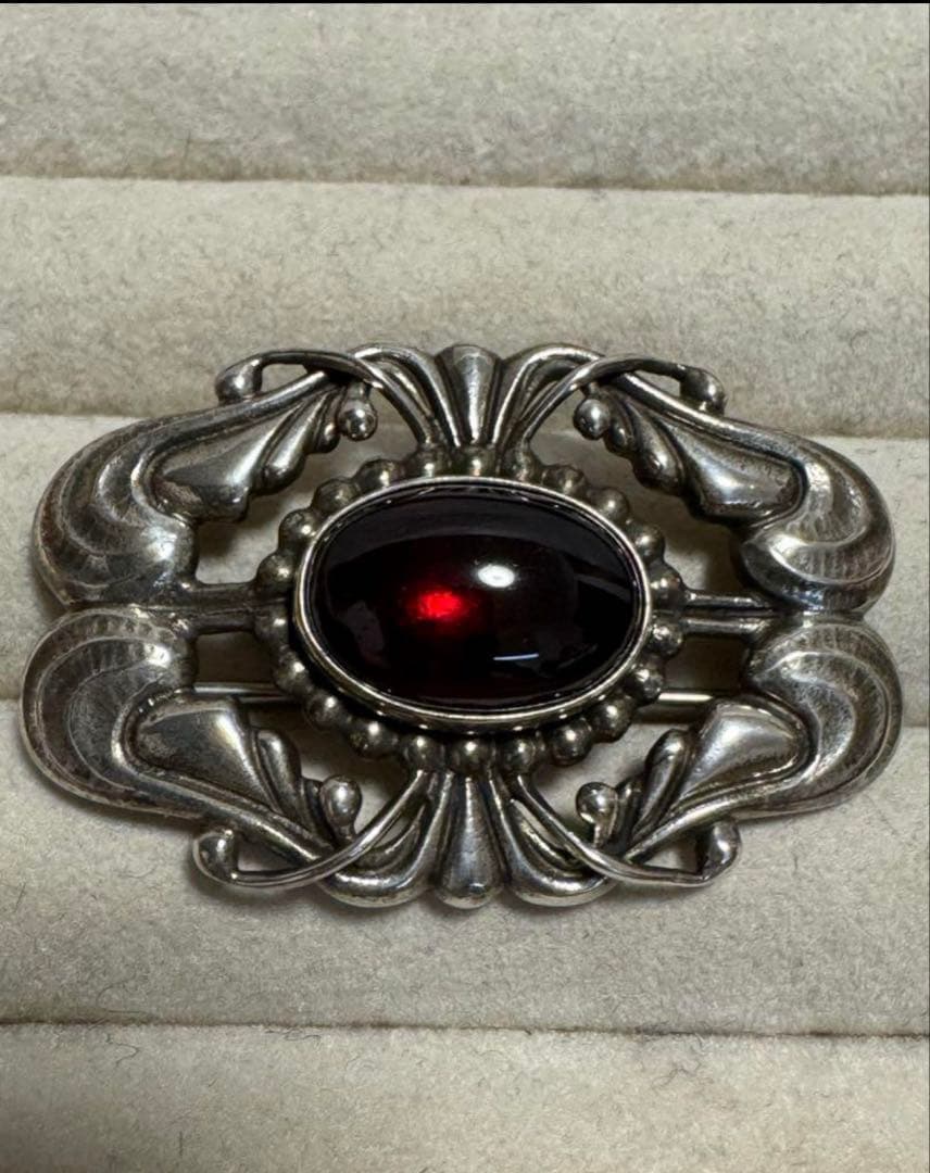 c*o様 北欧デンマーク　ヴィンテージ ジョージジェンセン　深い赤色。ブローチ4