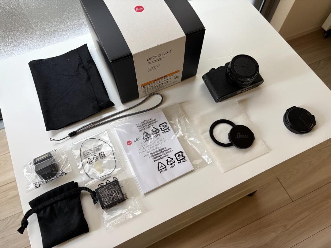 【試し撮りのみ美品・長期保証付・オートレンズキャップ】Leica D-LUX8