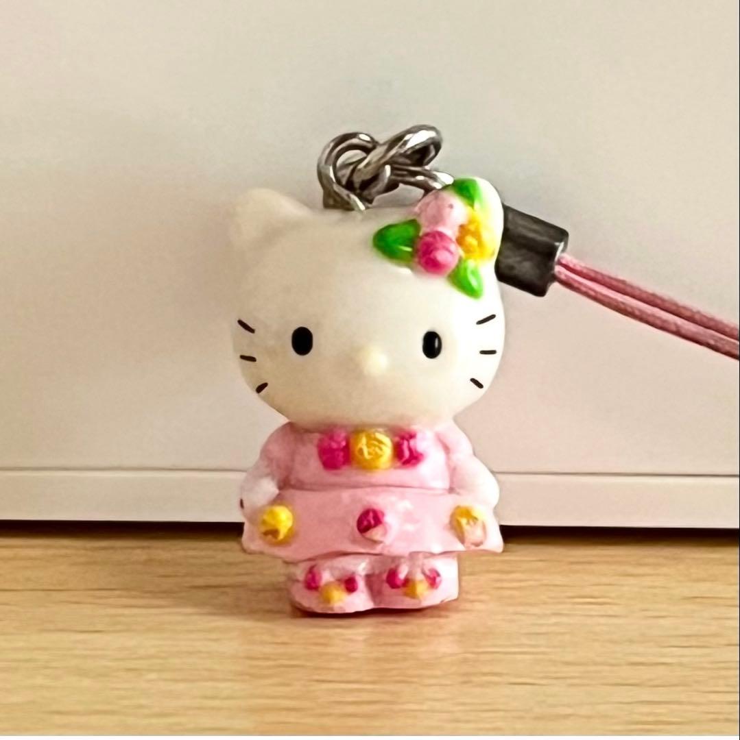 【超激レア！】平成レトロ！ ハローキティ　バラのドレス　お花　ストラップチャーム