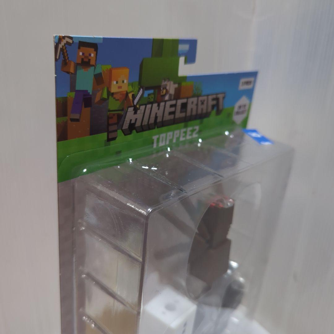エラー品　マインクラフト　３D　ミニフィギュア　３ピース　ブリスター逆さま