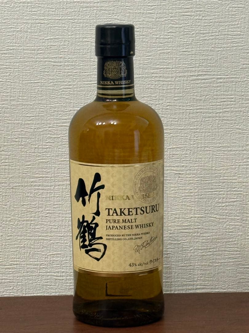 ニッカ　竹鶴　700m