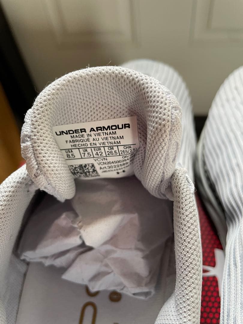 アンダーアーマー