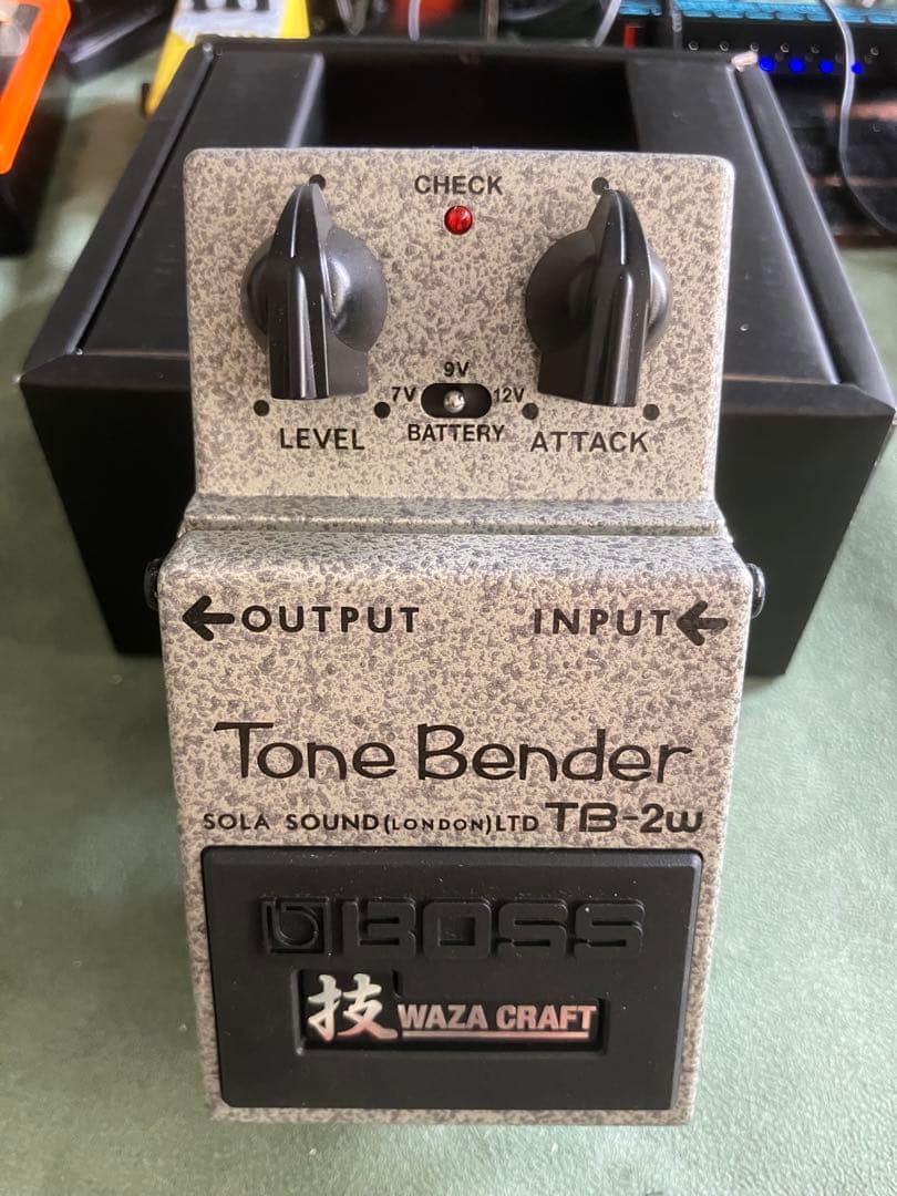 BOSS TB-2W Tone Bender エフェクター　未使用品
