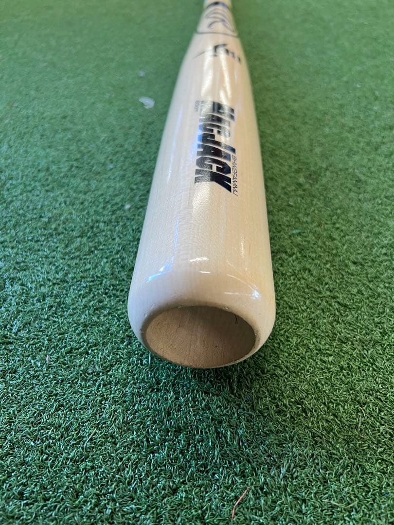 ローリングス木製バットMAC JACK