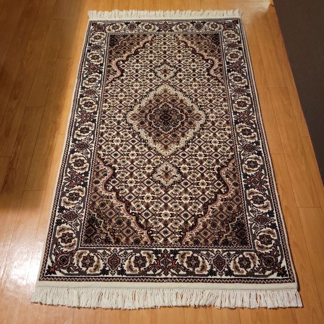 インド 緞通 手織絨毯 タブリーズ マヒ ウール プレーベル