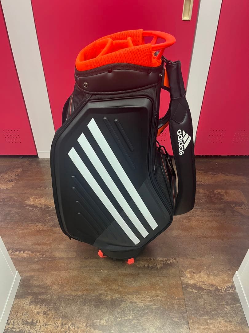 アディダスゴルフ　キャディバッグ
