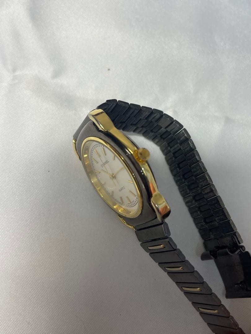 CHANEL クォーツ腕時計 ゴールド/ブラック ノベルティvintage香港製