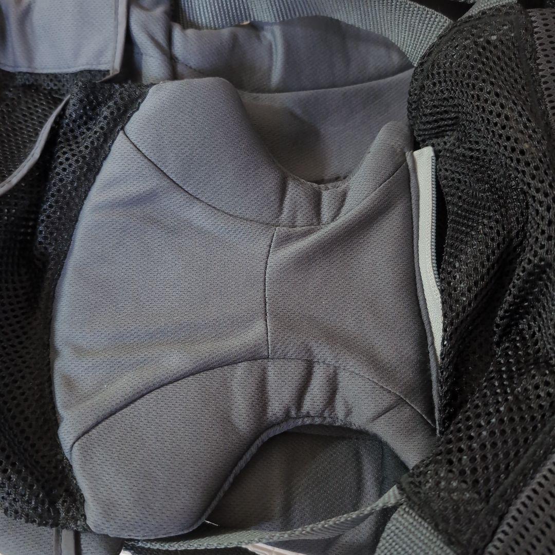 Aprica Laclis（ラクリス） 抱っこ紐 ダークグレー