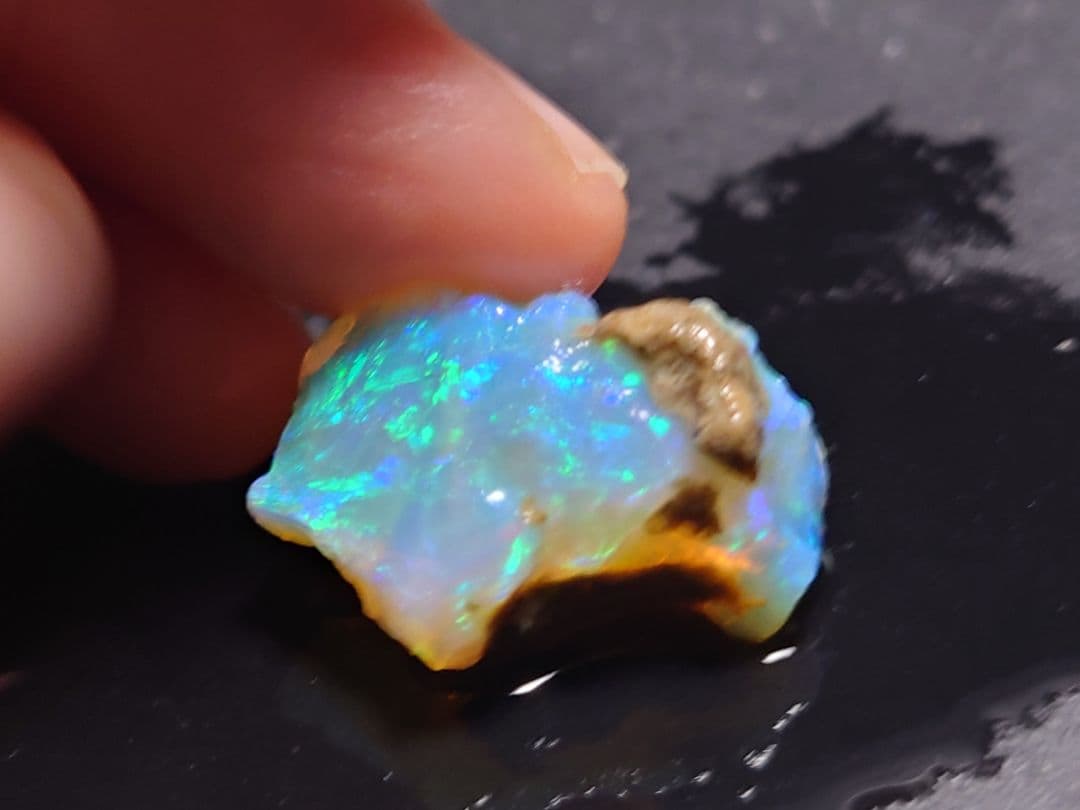 エチオピアウェロ産　チョーク　オパール　原石　鉱物標本