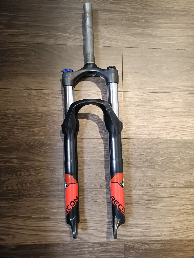 26インチ用　ROCKSHOX RECON SILVER TK 100mm