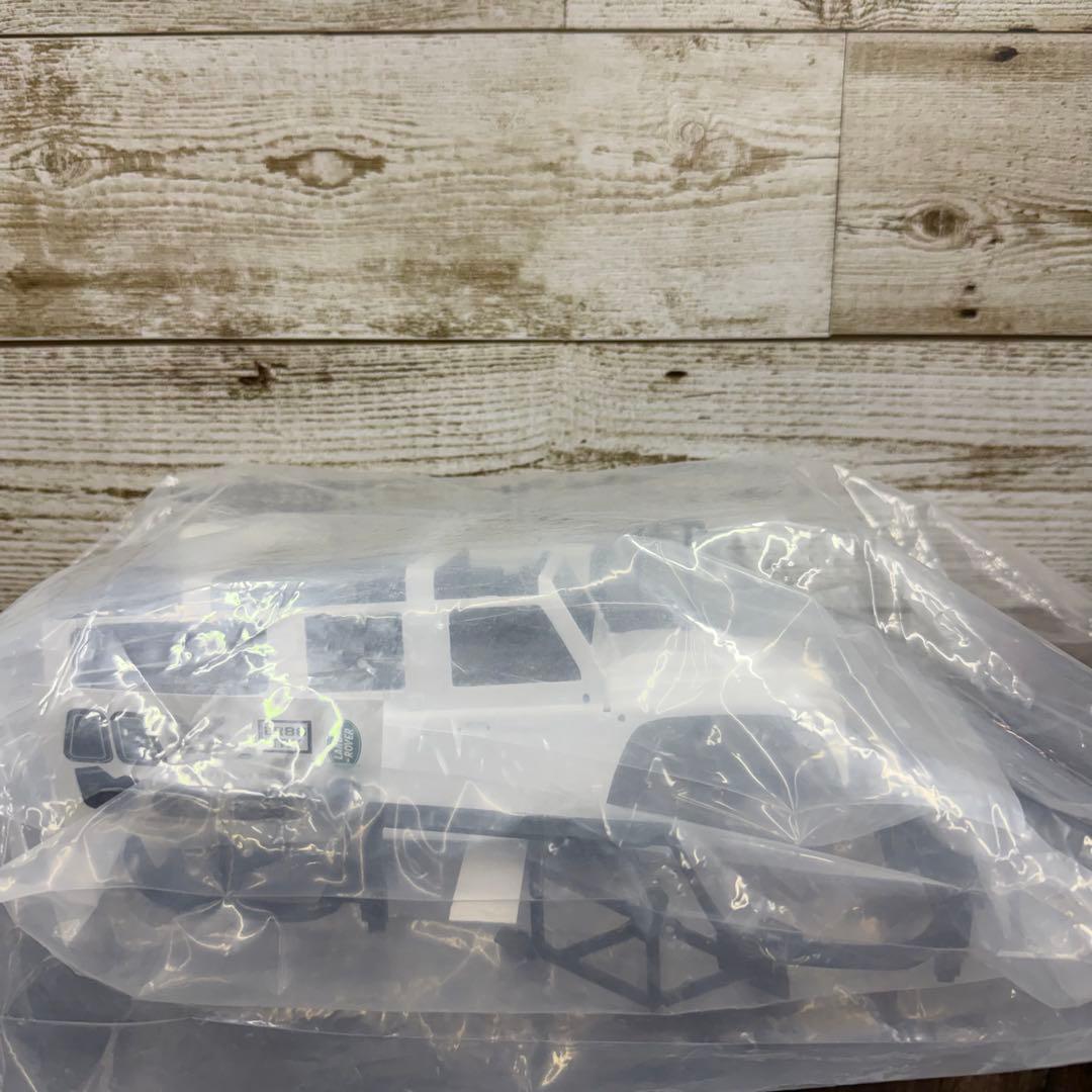 Traxxas 912 ホワイトボディ