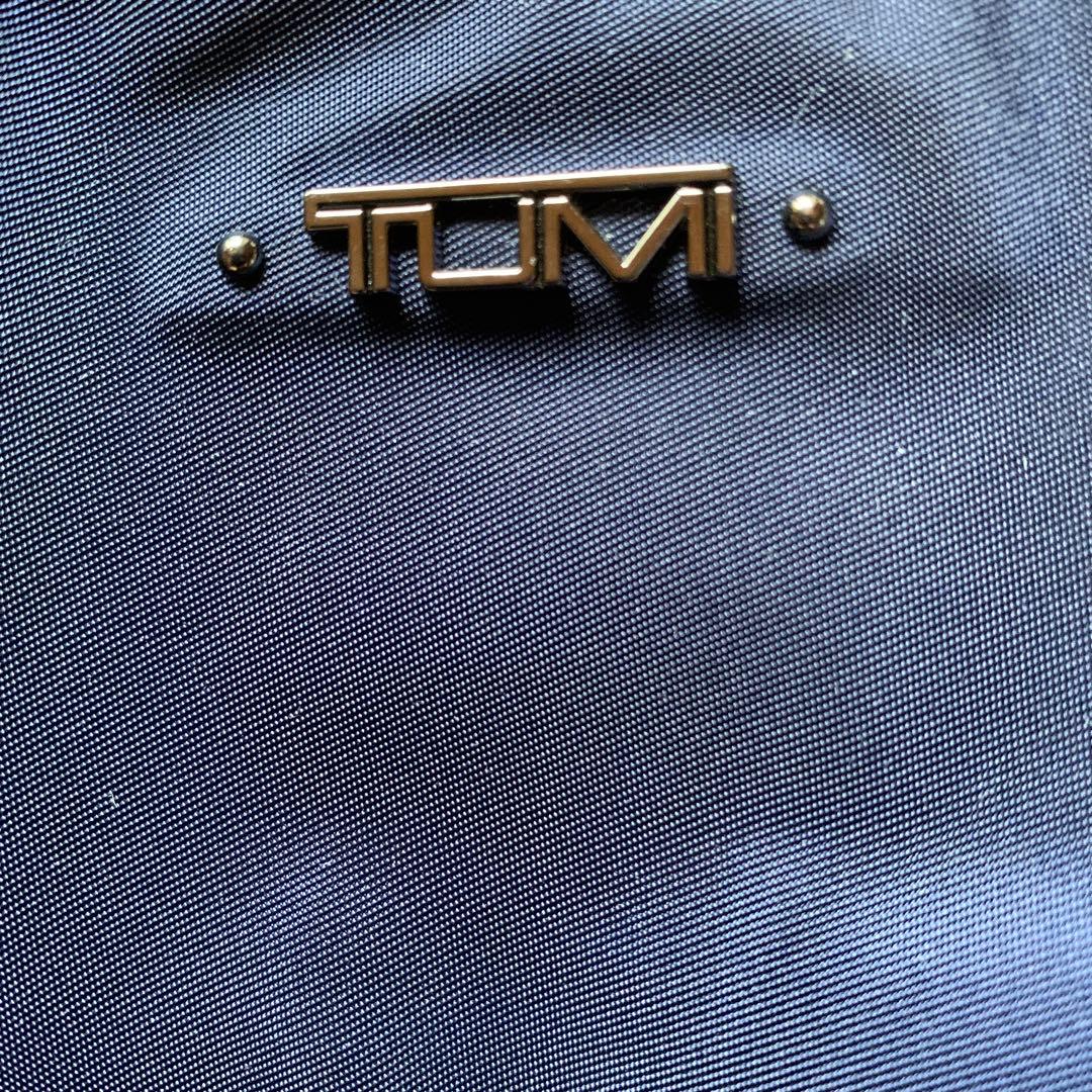 TUMI ボヤージュスモール　マリンブルートートレディースバッグ