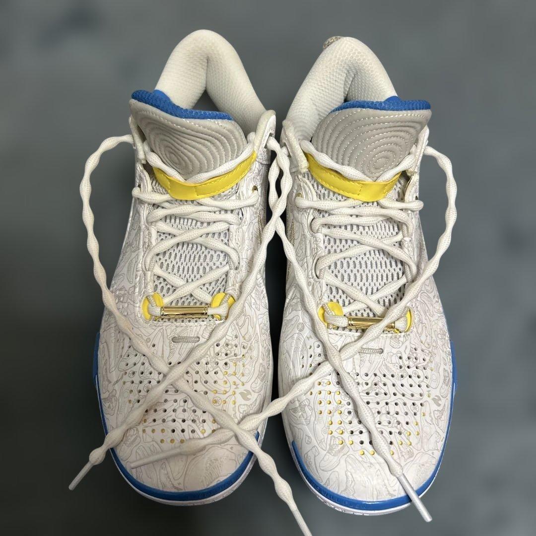 LI−NING Wade Shadow 6\