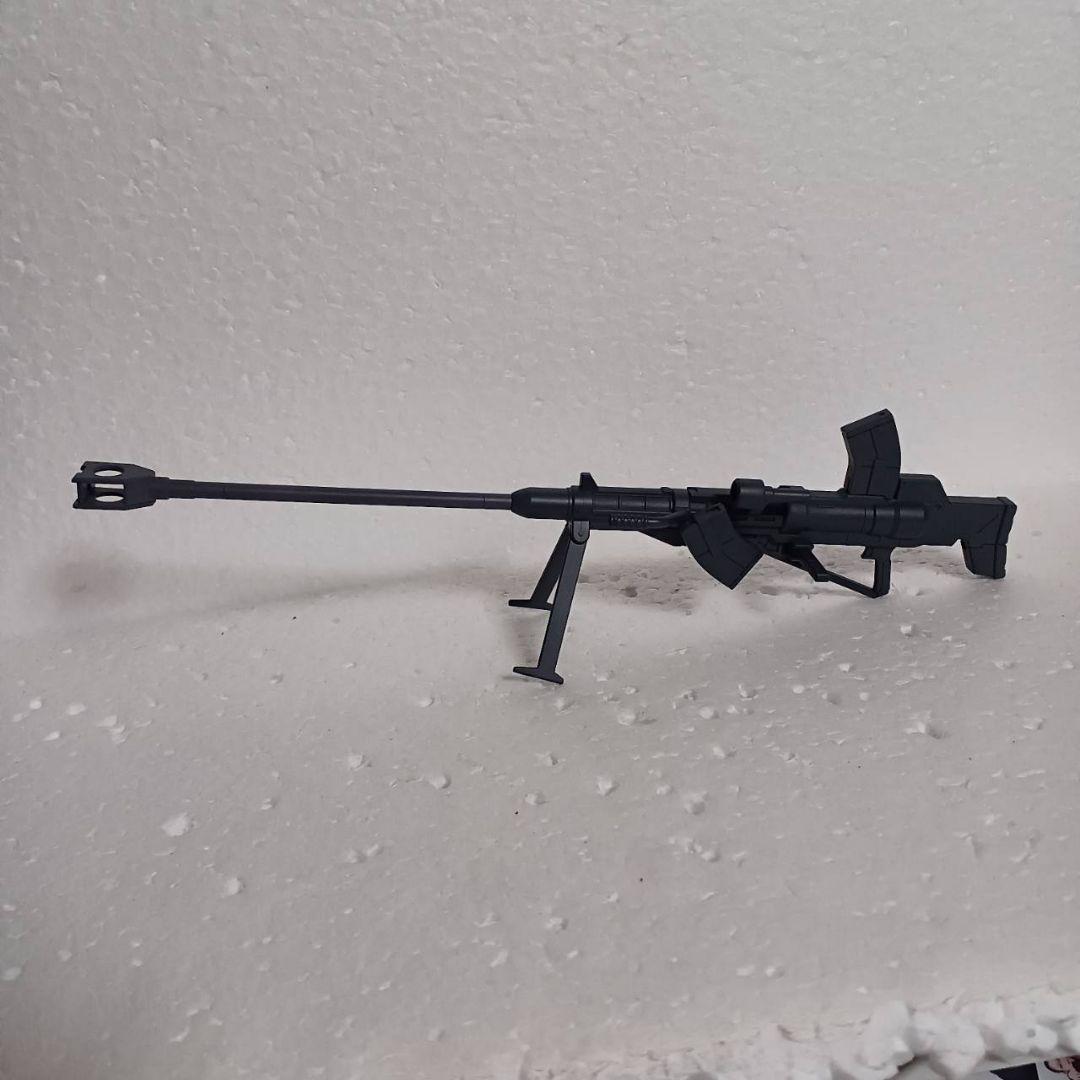 HG1/144ヅダ、グフ　シャア専用カラー風塗装作品