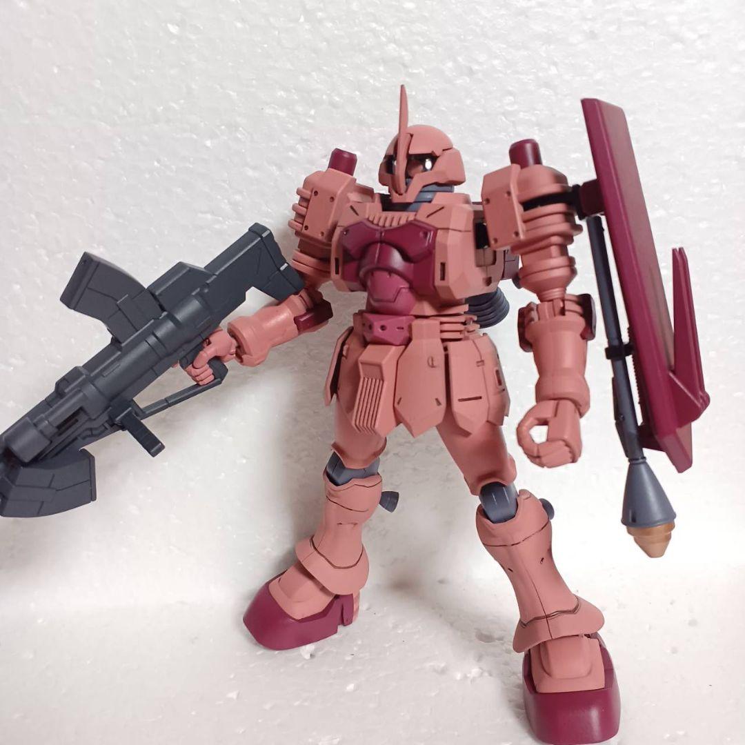 HG1/144ヅダ、グフ　シャア専用カラー風塗装作品