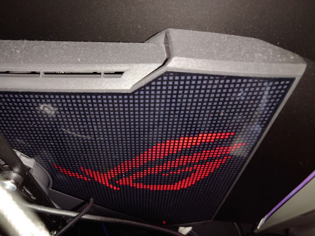 ASUS ROG Swift OLED PG27AQDM 27型 240Hz