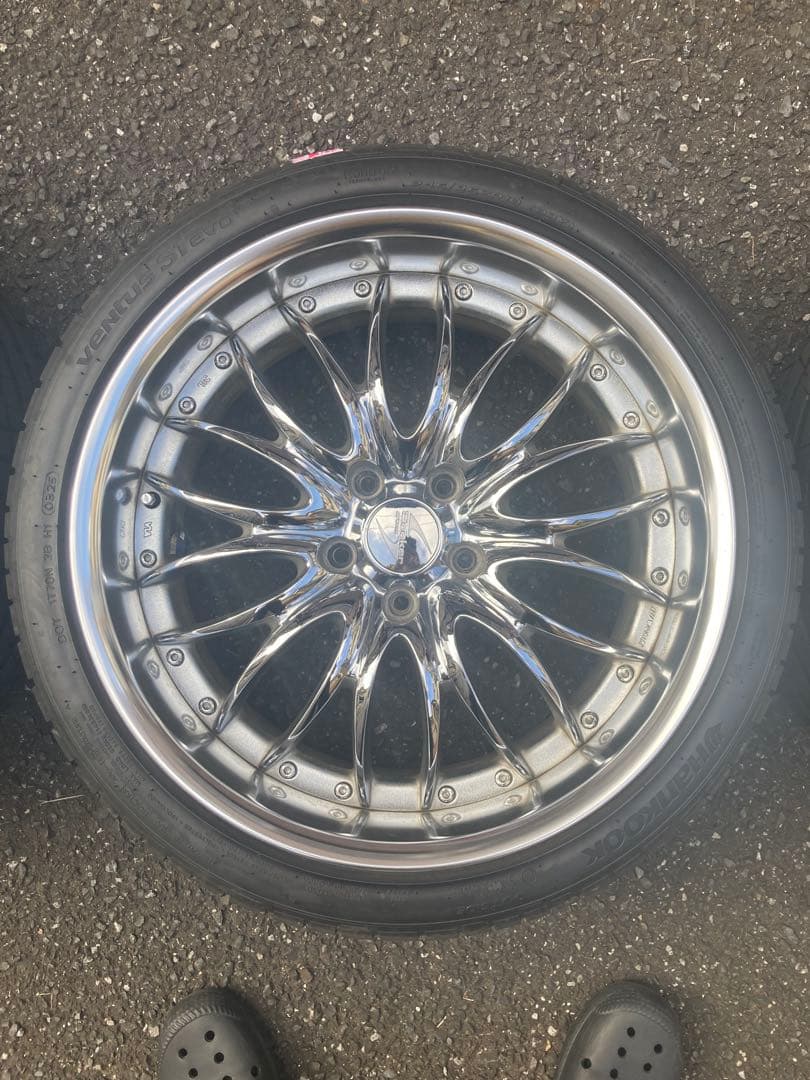 ワーク　シーカー19インチ　タイヤバリ山