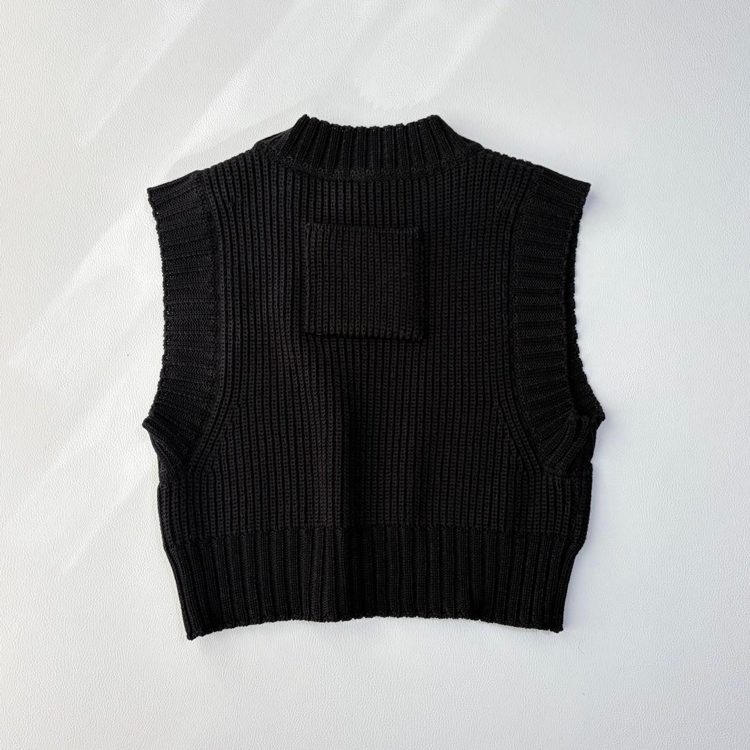 OUAT  VEST ニットベスト クロップド